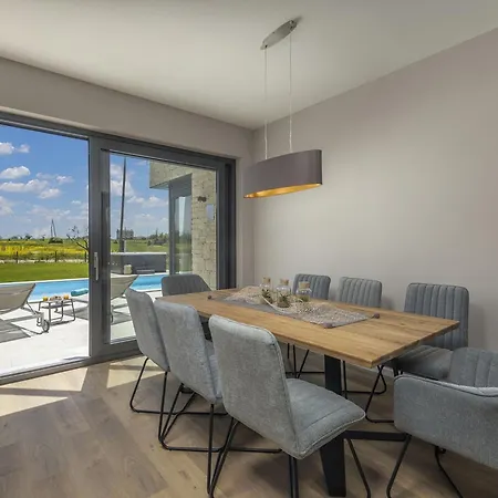 Villa Stella By Interhome Brtonigla