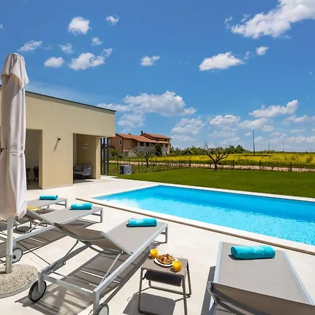 Villa Stella By Interhome Brtonigla