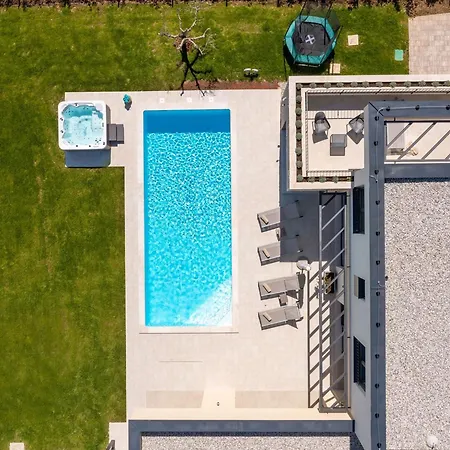 Stella By Interhome Brtonigla