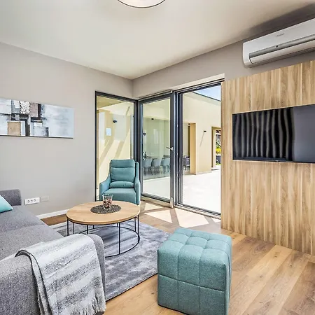 Willa Stella By Interhome